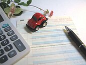 戶頭多出13萬怎辦？桃園男不甩銀行全領出　下場變這樣