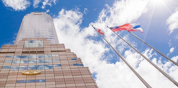 新壽前七月已因不動產投資被罰500萬元,暫居壽險被罰鍰的第一大苦主。圖/中時電子報