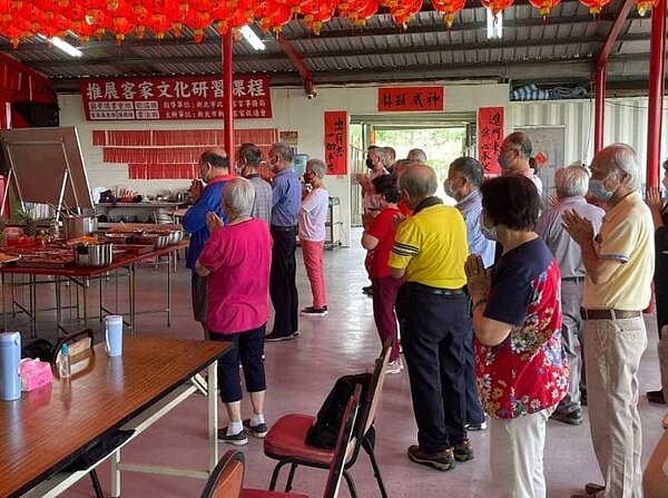 百忍里銀髮共餐交流會