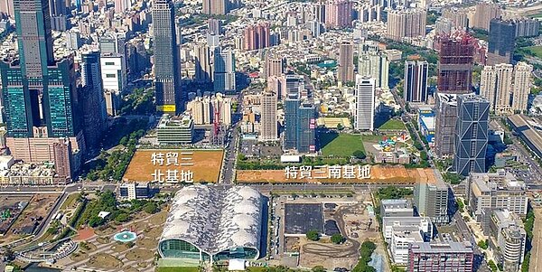 高雄「特貿三開發」首件大規模聯貸啟動,興富發已委託兆豐銀行出任管理銀行,總規模達326億元。圖/高市府都發局提供