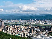 好房網News十年／從豪宅稅開始到房地合一稅　綜觀政府打炒房大計