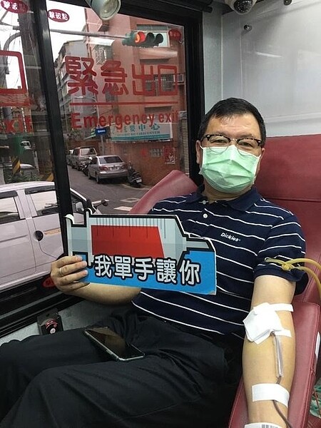 里長帶頭捐血，帶來社區影響力。圖／截自里長許振禮個人臉書
