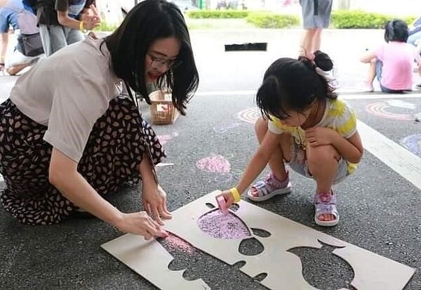 街道遊戲。圖／里辦提供。