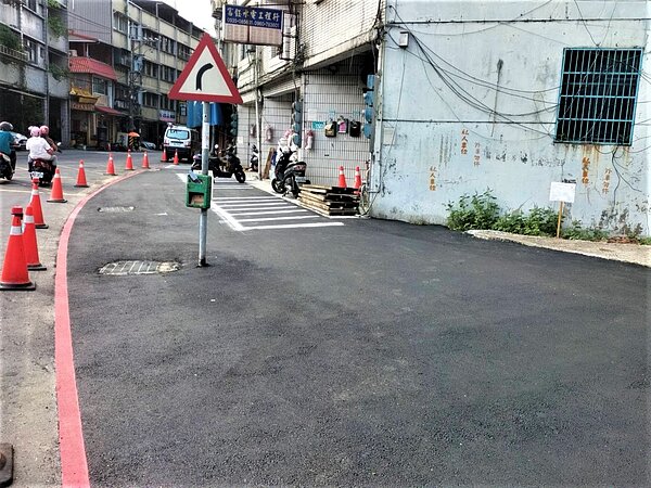 違建拆除施工後。圖/土城區公所提供