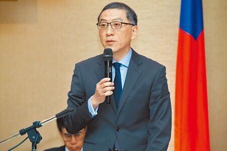 中信金控人事大地震,中信金總經理吳一揆(見圖)因家庭因素閃電申請退休,將於8月1日生效。(本報資料照片)