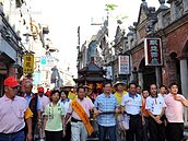 關聖帝君聖誕千秋　吳志揚親往焚香祝禱