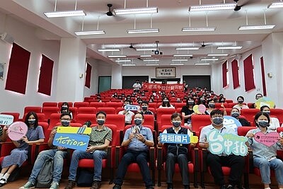 「滴水的推理書屋」8 月6日開播。圖/台中市新聞局提供