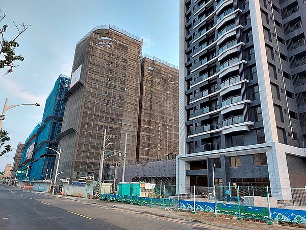 如何避掉高風險建商?民眾買房「不踩雷神器」出現! 花敬群表示,期待政策調控後,未來房市住宅商品不是短期投機客來交易炒作的商品,而是適合民眾長期使用的房子。圖/好房網News記者林和謙/攝