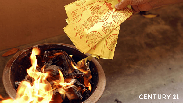 7月29日鬼門開,21世紀不動產整理一些房仲過往在鬼月買屋賞屋相關的撇步與禁忌。示意圖/21世紀不動產提供