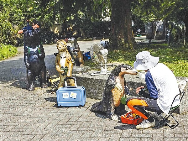 台北市立動物園高喊要調漲票價，遭台北市議員耿葳質疑動物園歲出每年都有賸餘，明明沒有入不敷出竟趁亂喊漲，簡直帶頭為難民眾。（台北市立動物園提供／楊亞璇台北傳真）