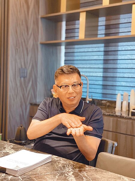 興富發總裁鄭欽天表示，台灣房地產與產業變動是連結一起的，有人去設工廠，就有人去工作，未來五至、十年台灣經濟呈現北、中、南三引擎發展，房地產結構也將跟著脫胎換骨。（興富發提供）