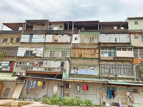 自1998年都市更新條例立法累計至今,新北多元都市更新核准750案,是過去20年的4倍。(新北市城鄉局提供/陳慰慈新北傳真)