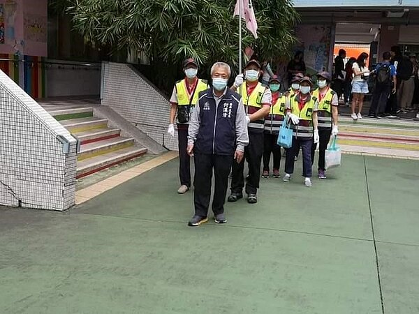 里長何漢清是領頭羊。圖片由里辦提供