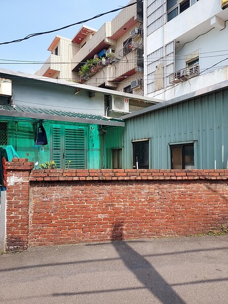 島上人家，祥和寧靜。易小滿攝
