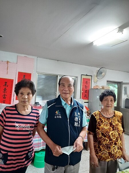 人情味與俠義心，里民信賴王禮騏。易小滿攝
