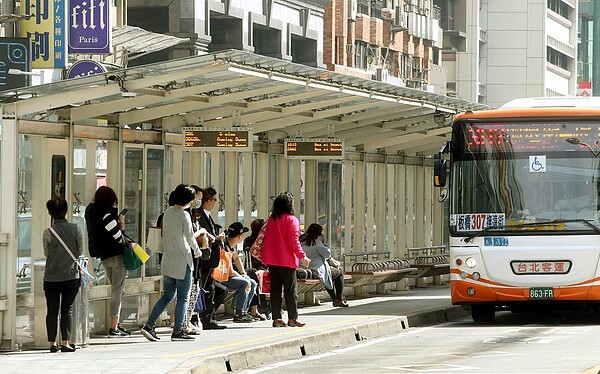 台北市議員王欣儀指出，今年因公車路線圖內容有誤而遭民眾檢舉的件數多達近40件。圖／聯合報系資料照