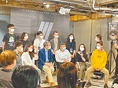 柯P推影視音學校　轉學率高達5成