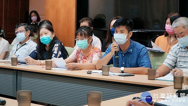 陳情人代表說明地方意見。圖/許淑華辦公室提供