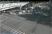 「3車流爭道」大改善！高雄中正交流道路廊行車效率增1成