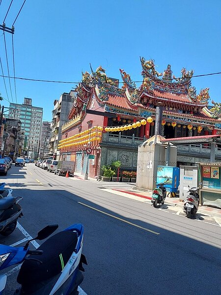 街區視覺,新舊並融。易小滿攝