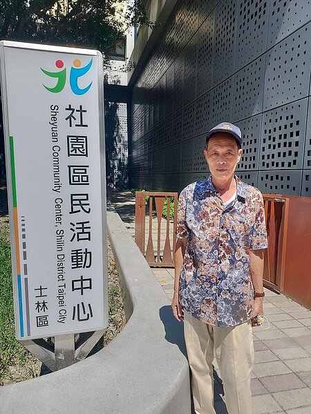 里長陳飛熊來自貧困艱苦的底層。易小滿攝