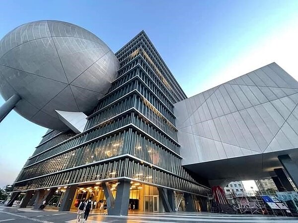 台北藝術表演中心試營運 ,在地居民體驗。易小滿攝