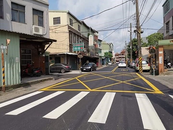 面積這樣大,還這樣乾淨。易小滿攝