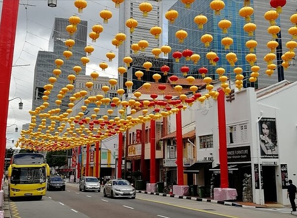 根據CEIC DATA最近季度數據,新加坡房價於2022年9月初季度增長率13.6%。圖/中時電子報