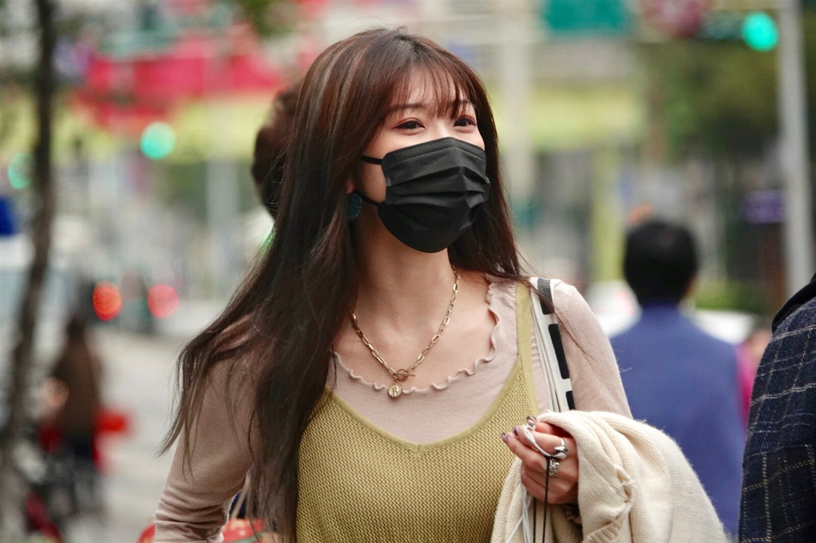 今氣溫漸升,白天舒適、晚偏涼;明至周六(12至14日)大氣逐日增暖,白天微熱,為「暖陽如春」的天氣型態。聯合報系資料照