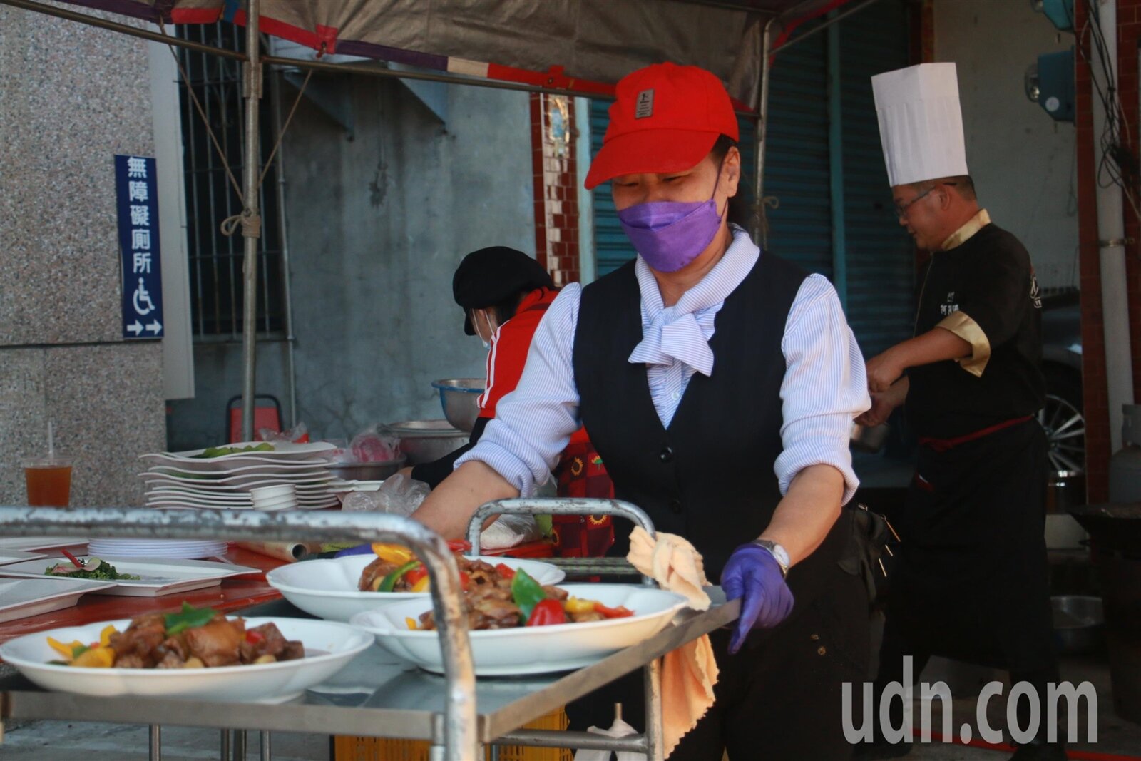 高雄內門被稱作「辦桌故鄉」,擁有全台最密集的辦桌師傅。記者林品君/攝影