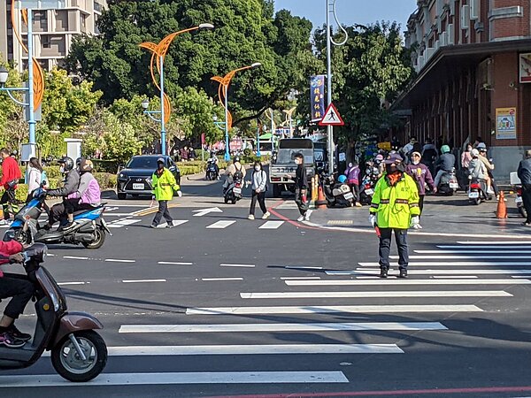 LaLaport南館試營運，中市交通局緊盯交通疏導。圖／中市府提供