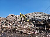 焚化爐塞車　南投再現垃圾山危機