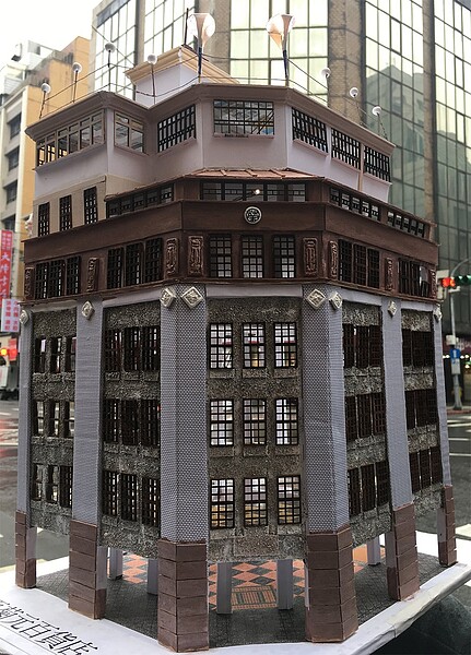 重現90年前「菊元百貨店」原始風貌之模型(張哲生提供)