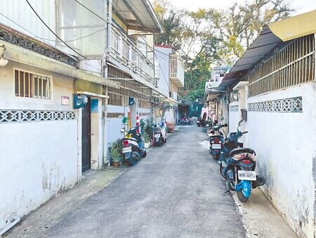 
桃園市屋齡超過30年的建築物約有30萬棟，全市平均屋齡27歲，為此中央與地方聯手力推危老建築重建，鼓勵民眾申請免費的房屋耐震初評。（示意圖）（陳夢茹攝）
