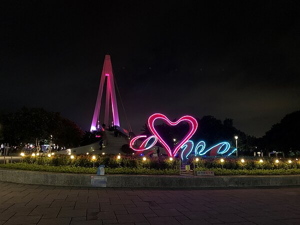 2月11日淡水漁人碼頭慶情人節,情侶射箭最大獎送住宿。圖/新北市漁業處提供