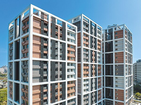 桃園鼓勵搬離海砂屋,屋主入住社宅放寬採隨到隨辦。(住發處提供/蔡依珍桃園傳真)