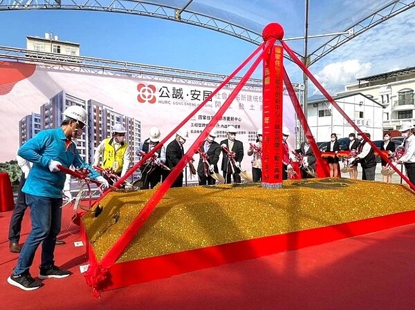 南投縣首宗社會住宅建案「公誠.安居」落腳埔里,8日動土,南投市「漳和.安居」340戶則已在規畫中。圖/埔里鎮公所提供