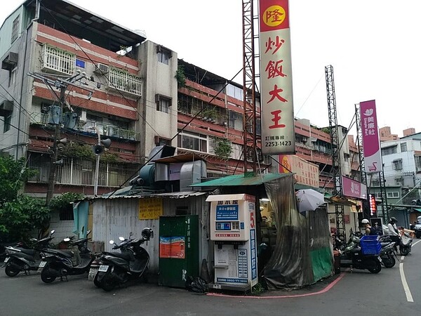 「新北市都更106重建專案計畫」,板橋莊敬路都更案,僅花22天便火速審核通過的紀錄。圖/新北市都更處提供