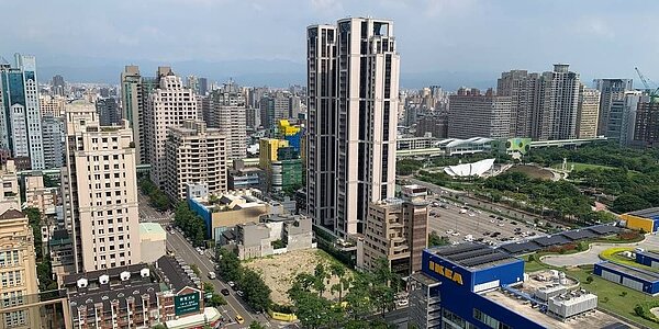 根據信義房價指數顯示,去年第四季房價指數為142.06,季減1.7%、年減7.6%,出現連續上漲12季以來的首次下跌。圖/中時報資料照片