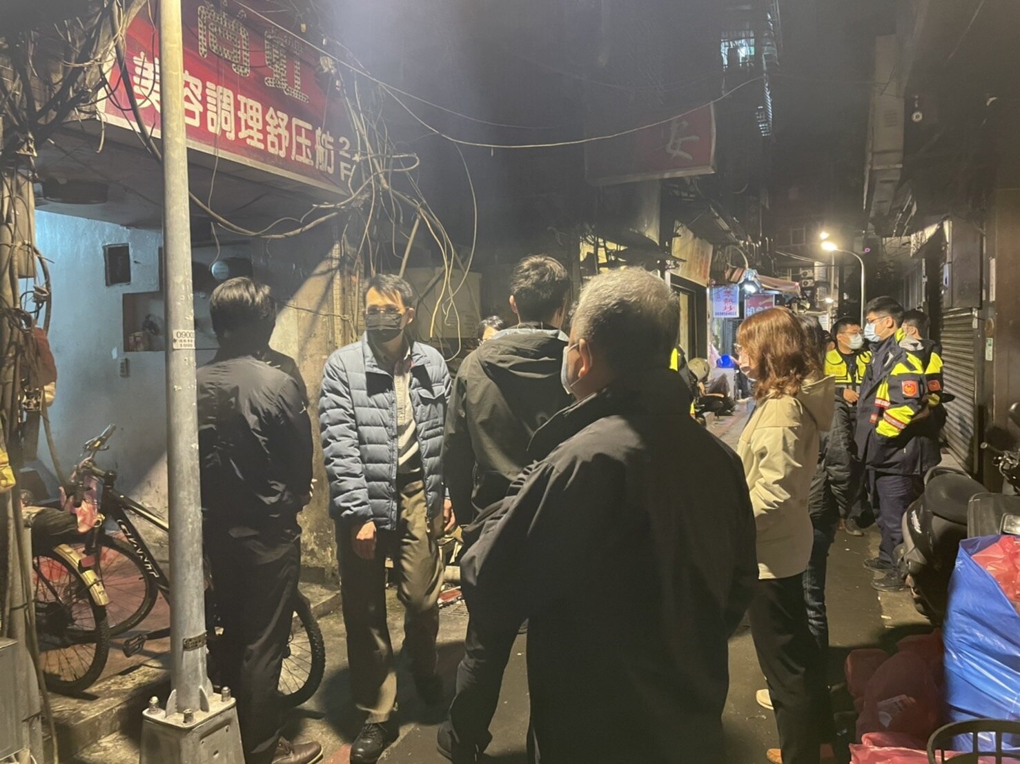 台北市警察局在萬華頭北厝茶室破獲大型職業賭場。記者張宏業／攝影 