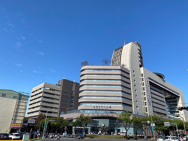 台中三大醫學中心生活圈購屋熱 房價出爐! 台中市中國醫、榮總、中山醫三大醫學中心生活圈夯、購屋熱絡,形成「醫界高價聚落」。圖/好房網News記者林和謙/攝