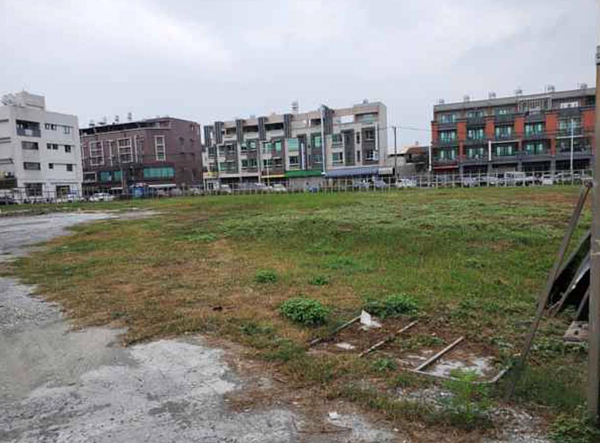 屏東縣政府亦爭取縣內興建第二個社會住宅，潮州的「光春好室」，現辦理基設審理中，最快今年5月動工，總工程款逾10億元，基地現況。圖／取自國家住宅及都市更新中心網站