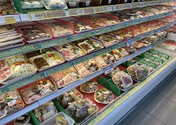 814超市。圖擷自「爆廢公社二館」