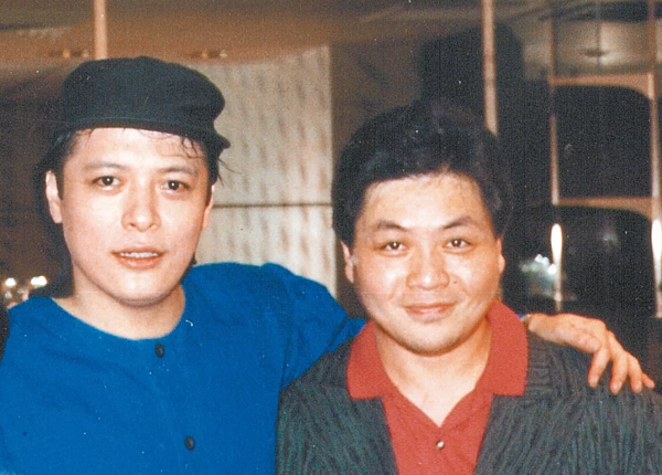 夏玉順(右)當年是劉文正的經紀人,兩人交情甚篤。圖/夏玉順提供