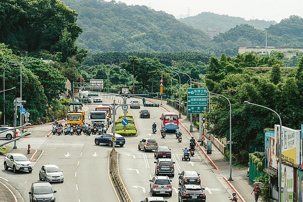 文山區不僅有信義快、國三甲快速道路，未來捷運南環段開通後交通便利性與居住品質更優化。圖／美學生活提供