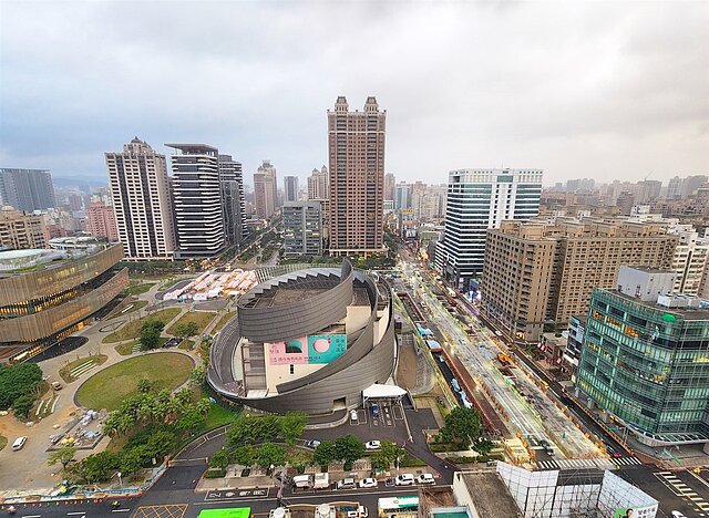 桃園中正藝文特區2022年以870件的交易量位居全台六處藝文特區之冠。