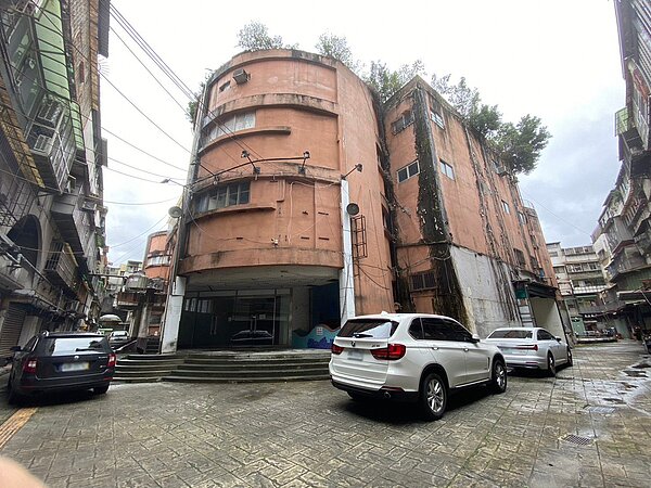 新北市三重大同市場、永和永利市場（圖）等4處老舊市場畫設為更新地區，議員憂獎勵看得到吃不到。圖／新北市城鄉局提供