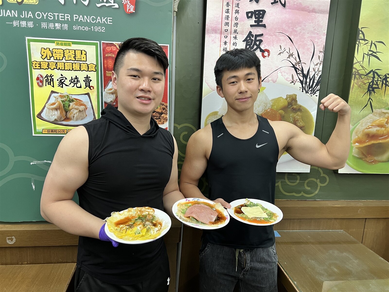 基隆知名簡家蚵仔煎推新口味。記者游明煌／攝影 