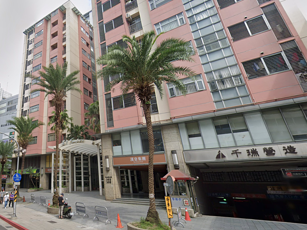 雙北「違規工業宅」多會漲?最夯10名排行 新莊這社區漲45% 新北中和不少工業住宅社區,受惠環狀線開通,近三年成交價量齊揚。翻攝自GoogleMaps
