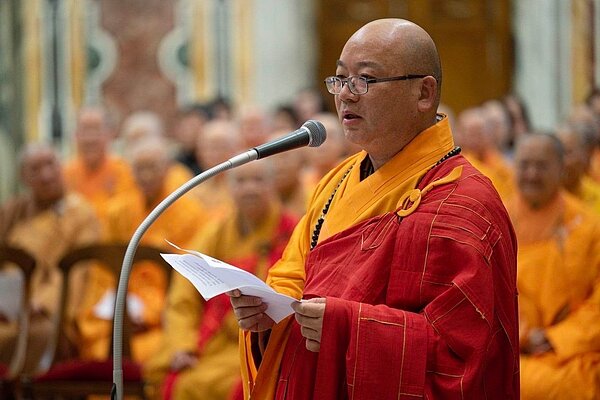 佛光山住持心保和尚致詞邀請教宗一起為世界和平和諧進行跨宗教祈禱